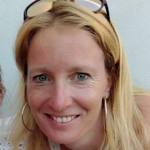 Karine Janet Maitre